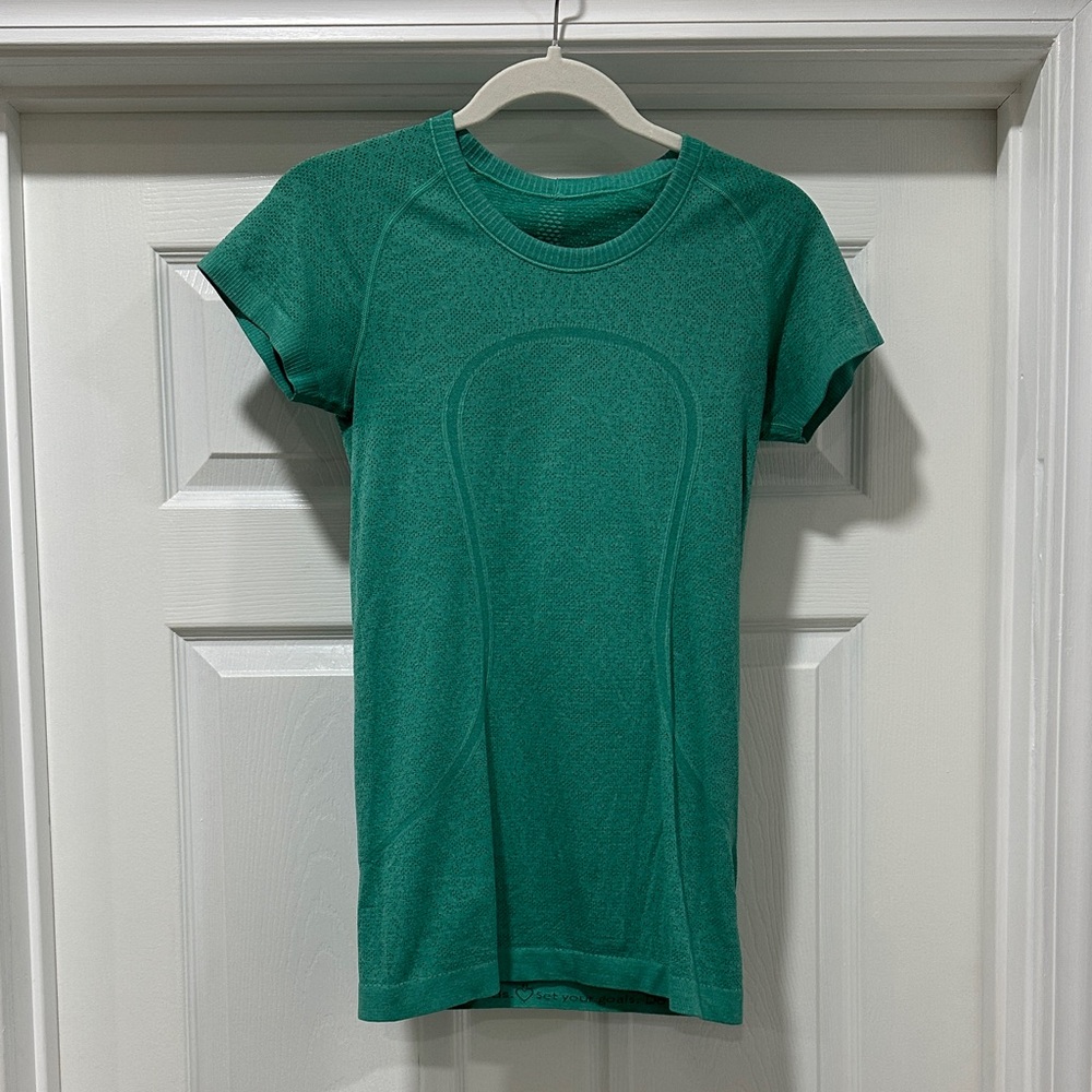 Lululemon swiftly tech tee